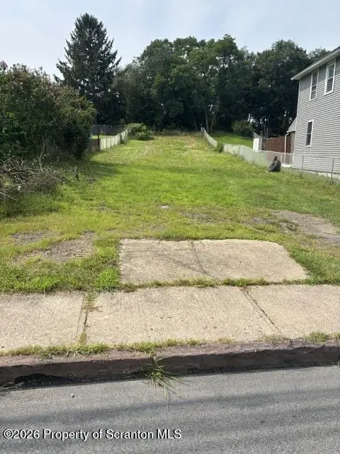 219 Gilligan ST, Wilkes-barre, PA 18702