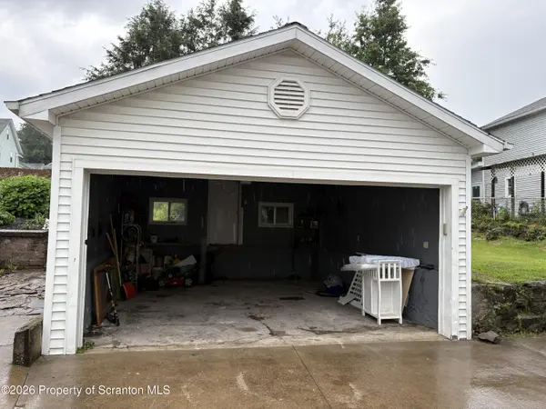 426 13th AVE, Scranton, PA 18504