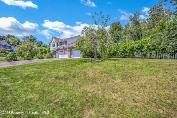 1012 Westwood DR, South Abington Twp, PA 18411
