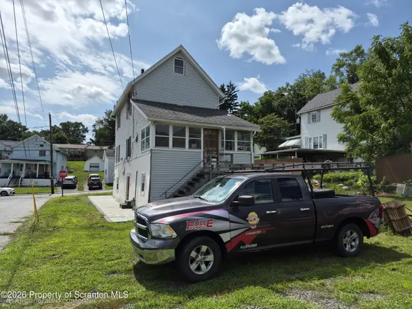 530 Cayuga ST, Scranton, PA 18508