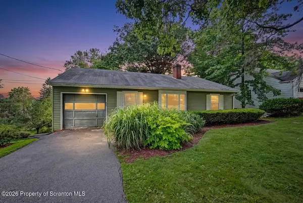 311 Clark ST, Clarks Green, PA 18411