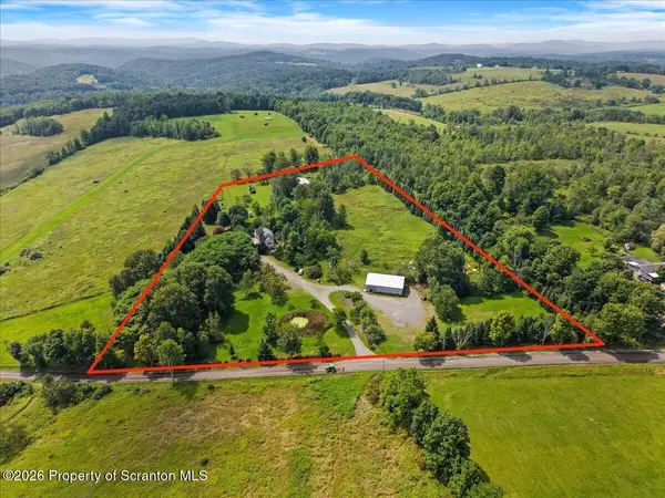 232 Cross Country RD, Hop Bottom, PA 18824