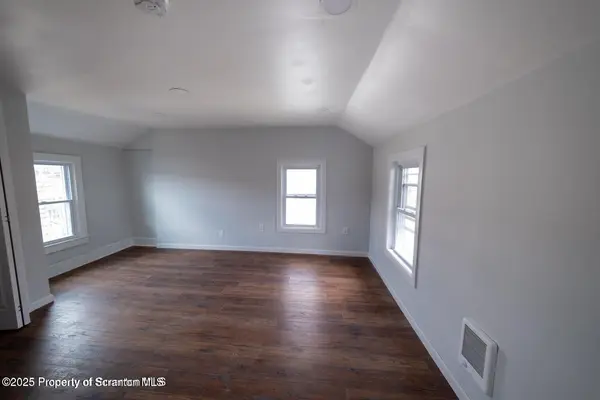 55 Terrace ST, Carbondale, PA 18407