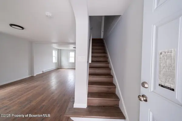 55 Terrace ST, Carbondale, PA 18407