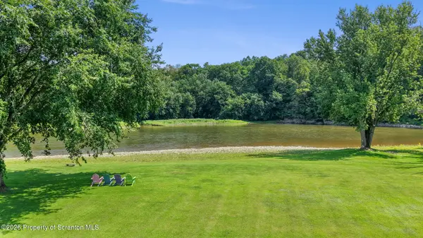 54 Riverside DR, Susquehanna, PA 18847