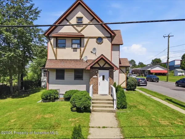 209 Ambrose ST, Dunmore, PA 18512