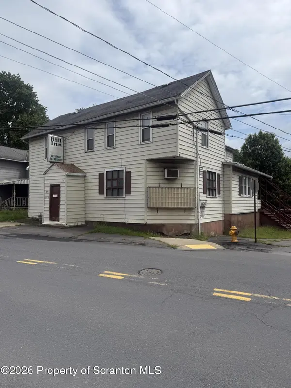 138 Center ST, Dupont, PA 18641