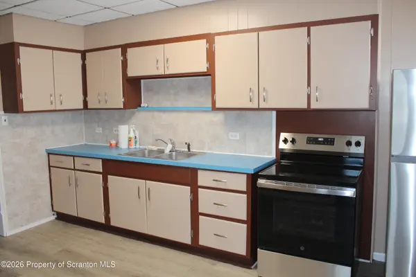 61 Fallbrook ST #4, Carbondale, PA 18407