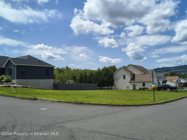 819 Bush ST, Olyphant, PA 18447