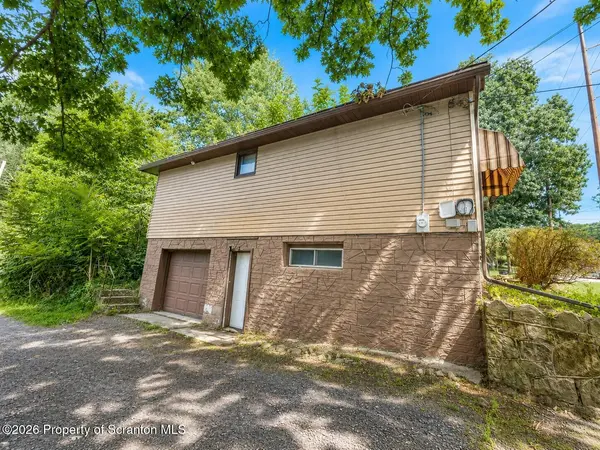 2125 Ash ST #B, Scranton, PA 18510
