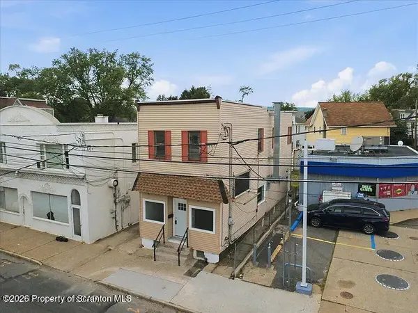13 Carey AVE, Wilkes-barre, PA 18702