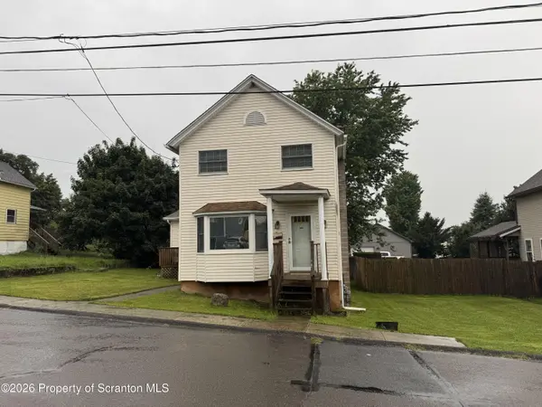 136 Buttonwood ST,  Jessup,  PA 18434