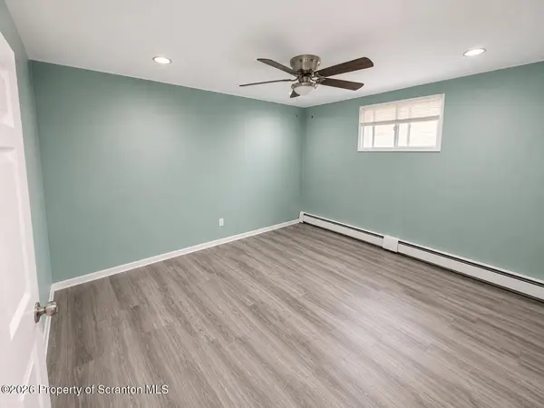 65 Center ST #1, Pittston, PA 18640