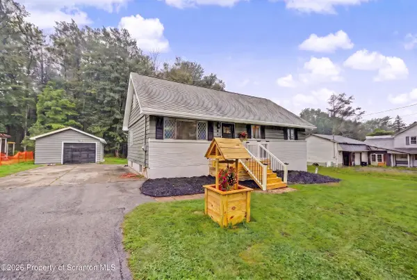 817 Drinker TPKE, Covington Twp, PA 18424