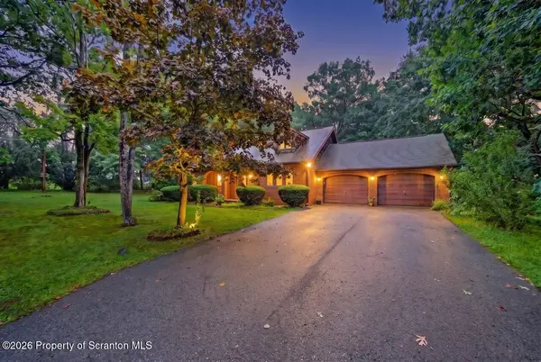 1250 W State ST, Archbald, PA 18403