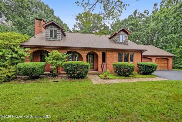 1250 W State ST, Archbald, PA 18403