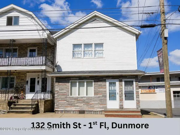 132 Smith ST #1st Fl, Dunmore, PA 18512