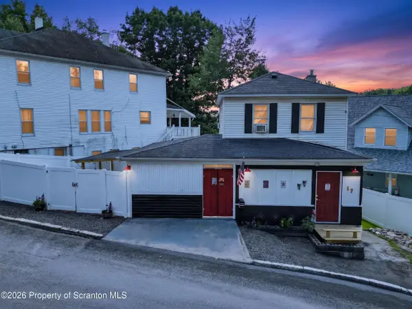 17 Reservoir ST, Simpson, PA 18407
