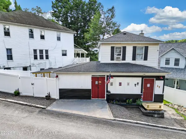 17 Reservoir ST, Simpson, PA 18407