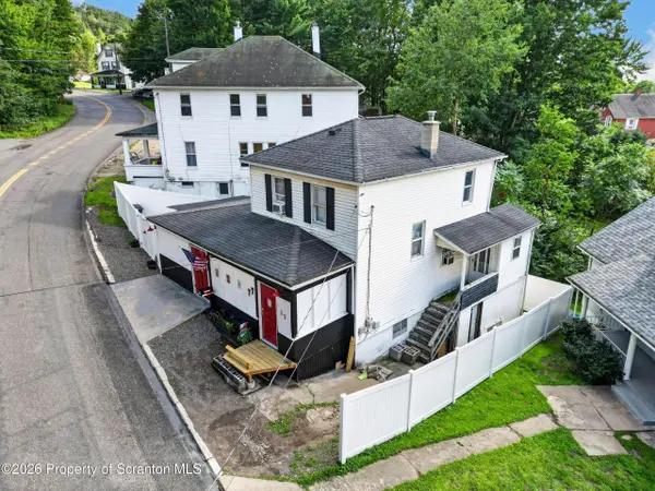 17 Reservoir ST, Simpson, PA 18407