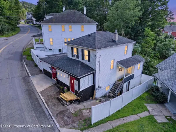 17 Reservoir ST, Simpson, PA 18407