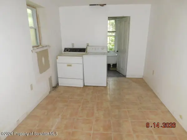 847 Corinthian AVE, Philadelphia, PA 19148