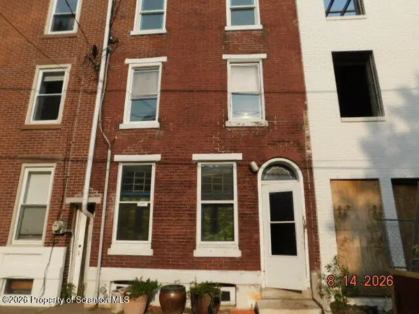847 Corinthian AVE, Philadelphia, PA 19148