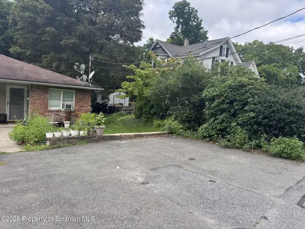 309 Columbia AVE, Clarks Summit, PA 18411