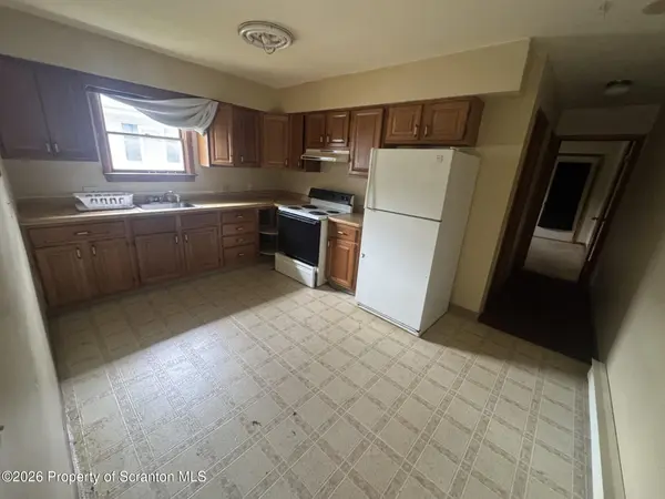 309 Columbia AVE, Clarks Summit, PA 18411