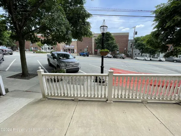 39 Public AVE, Montrose, PA 18801