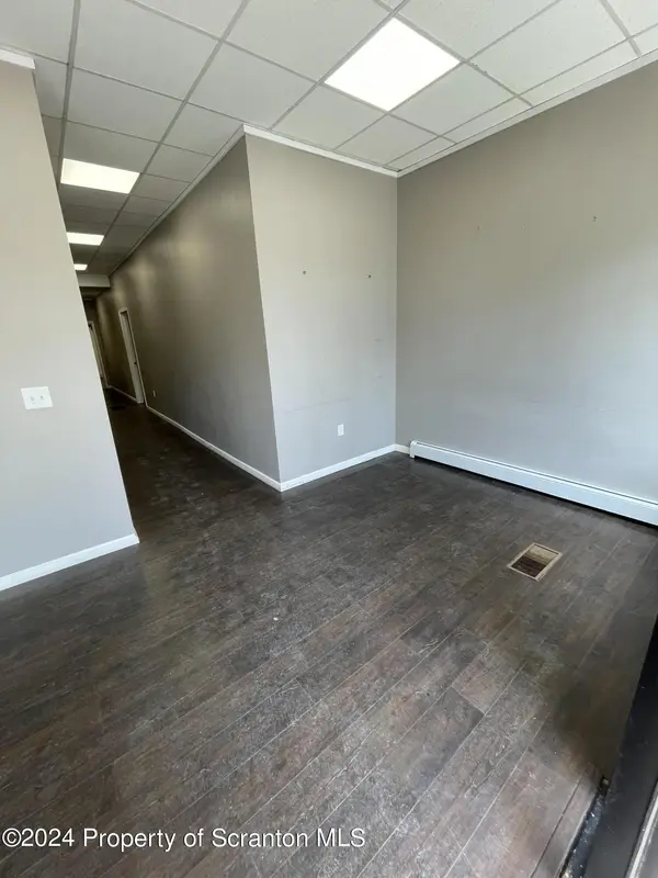 39 Public AVE, Montrose, PA 18801