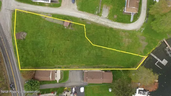 108 Frear LN, Factoryville, PA 18419