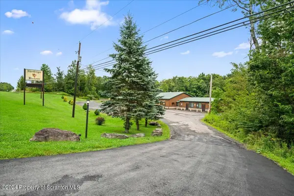 2136 Lake Ariel HWY, Lake Ariel, PA 18436