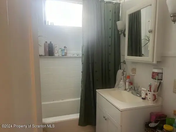 1543 Sanderson AVE #1B, Scranton, PA 18509