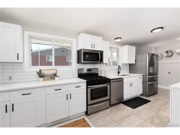 435 S Xanadu, Aurora, CO 80012