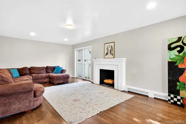125 Hanson PL, Malverne, NY 11565