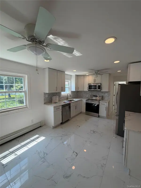146 Moriches Middle Island RD, Shirley, NY 11967
