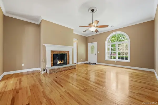 98 Wood RD, Westtown, NY 10998