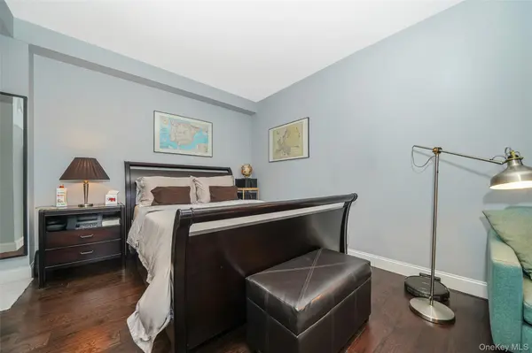 99-60 63rd RD #7H, Rego Park, NY 11374