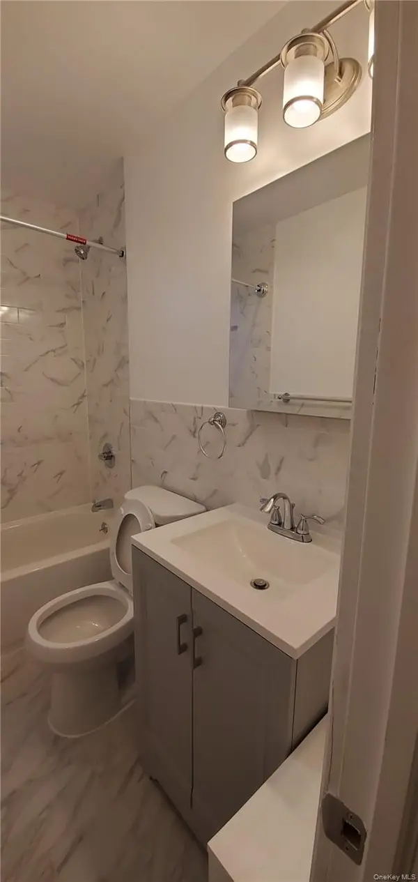 254 Martine AVE #1C, White Plains, NY 10601
