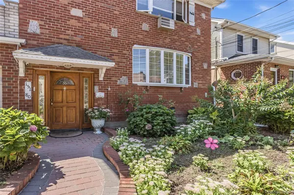151-80 17th RD, Whitestone, NY 11357