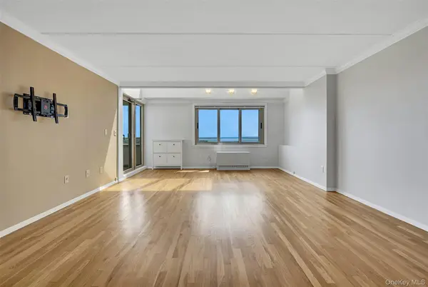 701 Pelham RD #PH3, New Rochelle, NY 10805