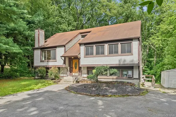 383 Rt 32, Woodbury, NY 10917