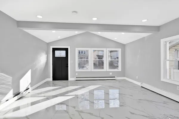109-20 221st ST, Queens Village, NY 11429