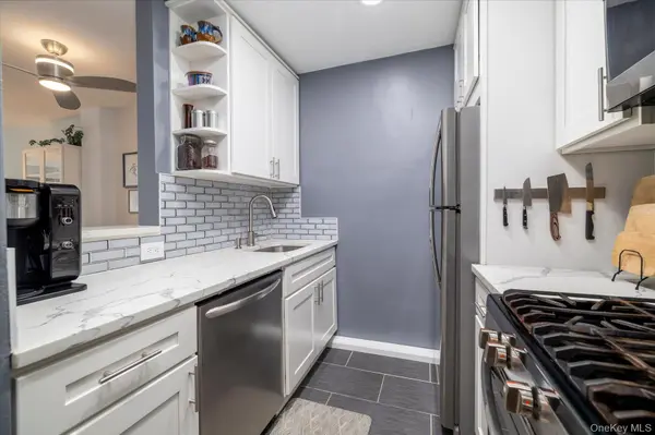 1 E Broadway #3C, Long Beach, NY 11561