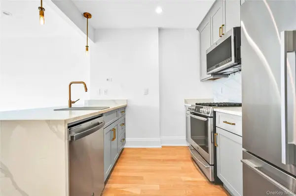 2343 31st RD #3B, Astoria, NY 11106