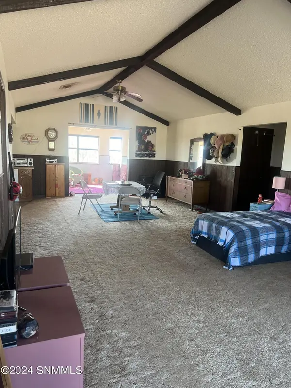 27185 Eisenhower ST, Columbus, NM 88029