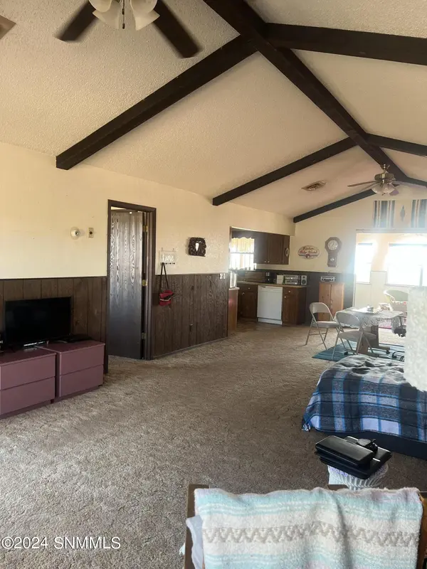 27185 Eisenhower ST, Columbus, NM 88029