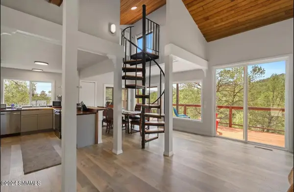 105 San Miguel DR, Ruidoso, NM 88345