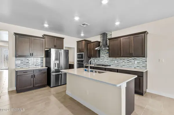 2045 Torreon RD, Las Cruces, NM 88012